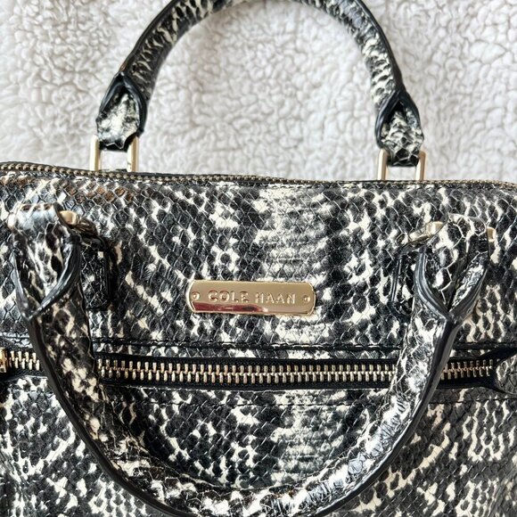 Cole Haan Leather bag Satchel or Crossbody  Snake  Embossed Cream & Black - Picture 3 of 13